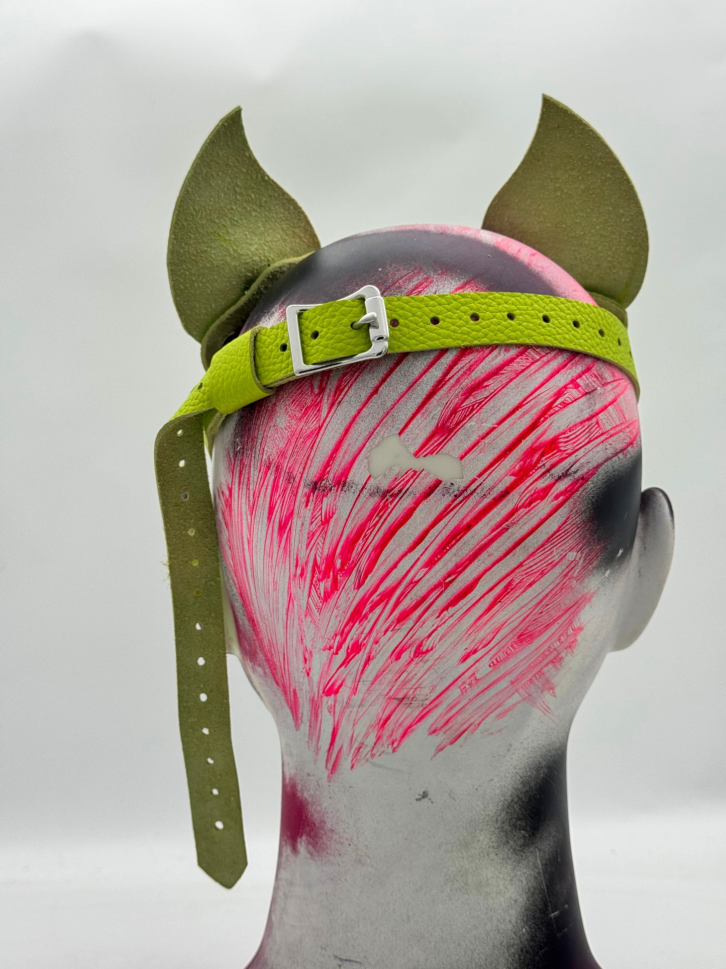 Handmade Leather Kitty Mask – BDSM-Inspired Cosplay Accessory